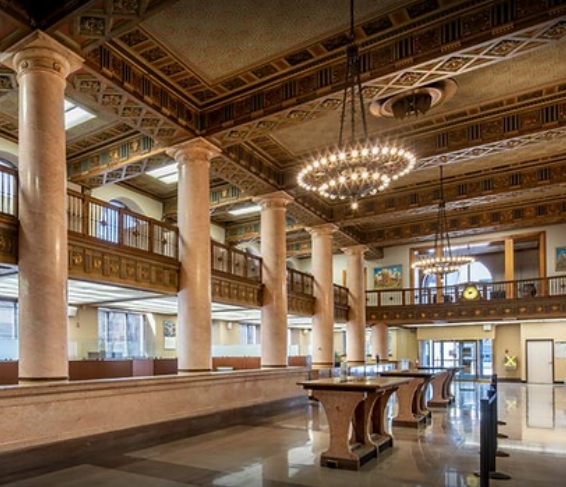 Former Chase Bank downtown branch